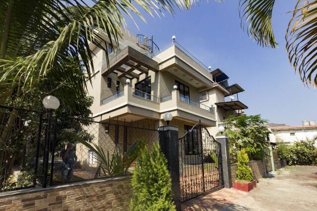 Mount Palace 4 bhk  Villa with private pool and double terrece, Lonavala 3